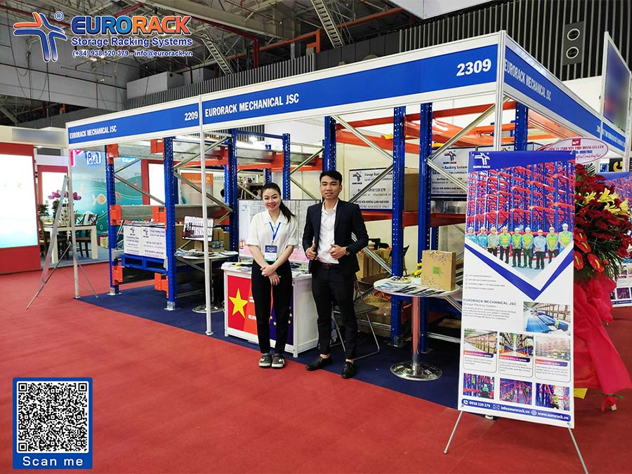 Eurorack At Vietfish Exhibition - Introducing Automatic Shuttle Racks