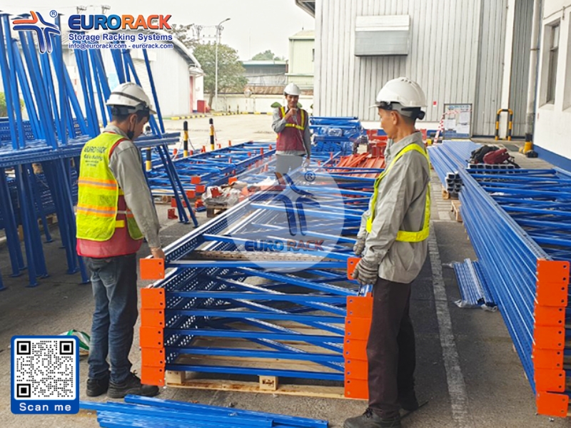 Eurorack lắp đặt kệ Drive-In cho kho thành phẩm xuất khẩu