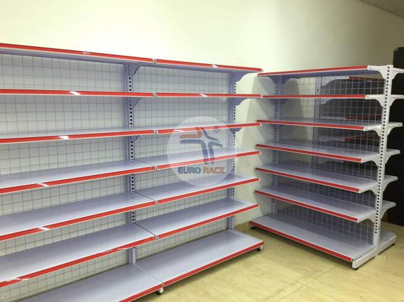 Cấu tạo của kệ trưng bày hàng hoá tại siêu thị